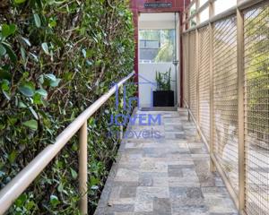 Apartamento 4 quartos 3 banheiros 140m²