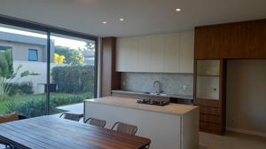 Casa em condomínio 4 vagas 460m²