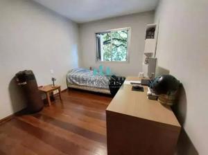 Apartamento 4 quartos 2 banheiros 