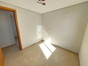 Apartamento 3 quartos 3 banheiros 140m²
