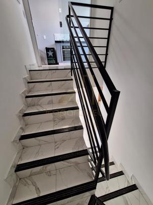 Apartamento 3 quartos 2 banheiros 155m²
