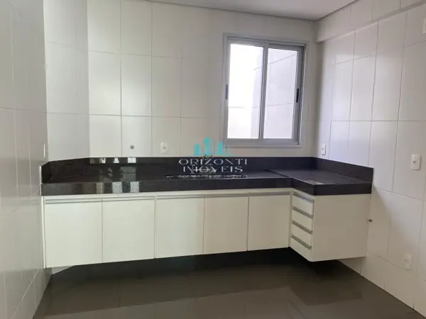 Apartamento 4 quartos 3 banheiros 