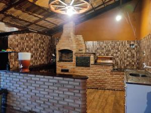 Chácara 5 quartos 3 banheiros 1740m²