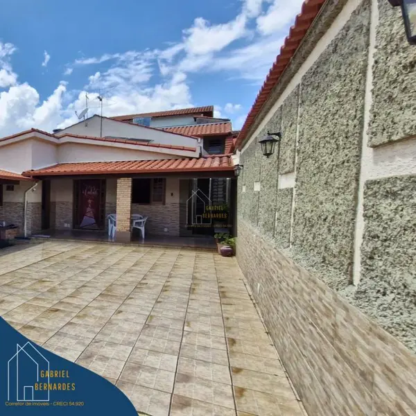 Apartamento 3 quartos 2 banheiros 665m²