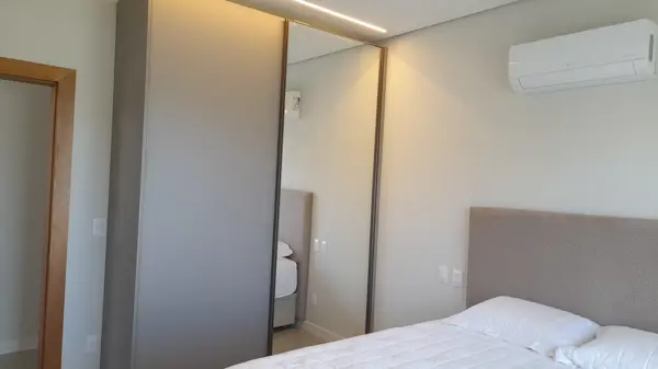 Casa em condomínio 4 vagas 359m²