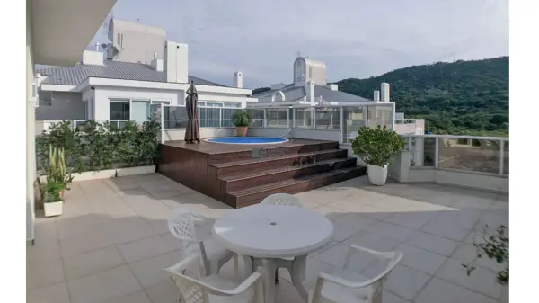 Apartamento 3 quartos 3 banheiros 154m²