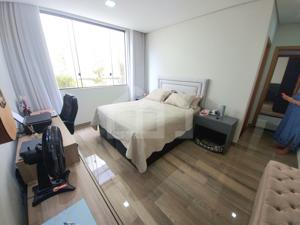 Casa em condomínio 3 quartos 4 vagas 193m²
