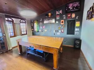 Apartamento 3 quartos 2 banheiros 189m²
