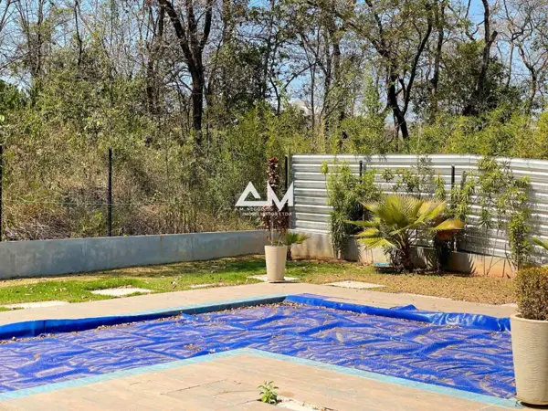 Apartamento 4 quartos 3 banheiros 300m²