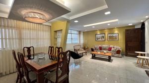 Casa 5 quartos 5 banheiros 360m²