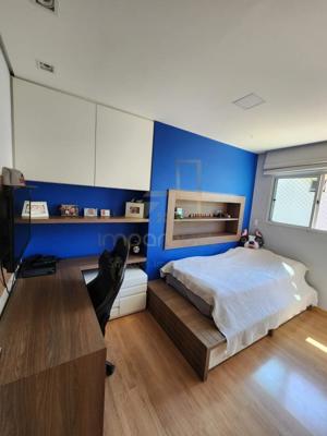 Casa 3 quartos 3 banheiros 240m²
