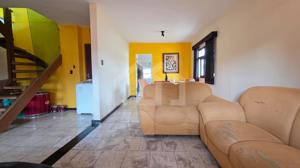 Casa 6 quartos 1 vaga 240m²