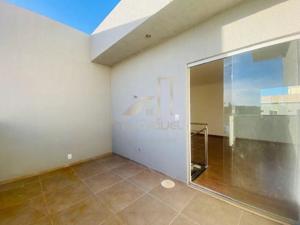 Casa 3 quartos 3 banheiros 
