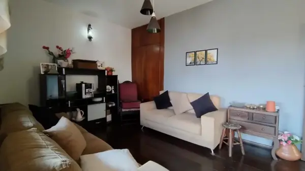 Casa 3 quartos 4 vagas 160m²

