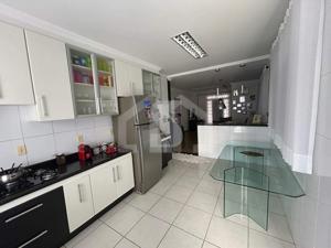 Casa 4 quartos 2 vagas 158m²