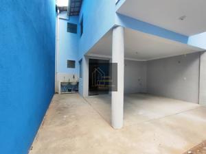 Apartamento 3 quartos 2 banheiros 234m²