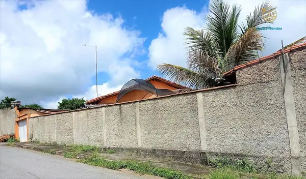 Casa 3 quartos 2 banheiros 379m²