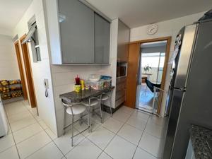 Apartamento 4 quartos 2 banheiros 127m²
