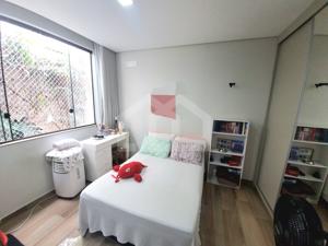 Casa em condomínio 3 quartos 4 vagas 193m²

