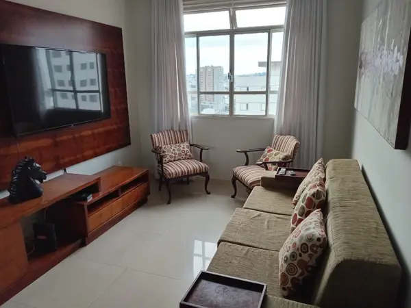 Apartamento 3 quartos 3 banheiros 172m²