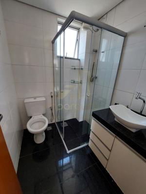 Apartamento 3 quartos 3 banheiros 140m²
