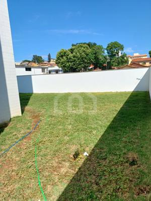 Área privativa 3 quartos 2 vagas 235m²