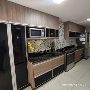 Apartamento 3 quartos 2 banheiros 168m²
