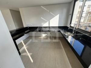 Apartamento 4 quartos 3 vagas 130m²