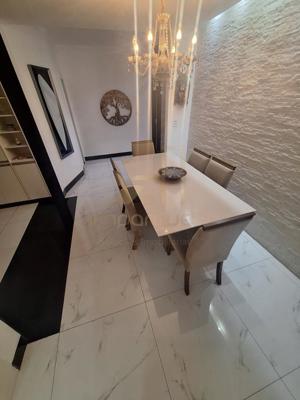 Apartamento 3 quartos 2 banheiros 153m²
