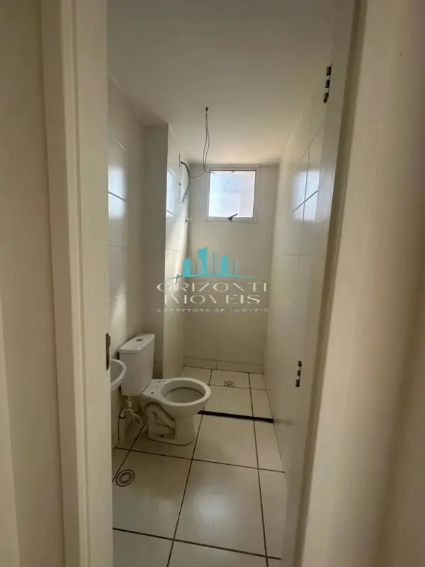 Apartamento 2 quartos 1 banheiro 