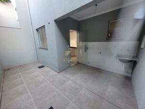 Casa 3 quartos 3 banheiros 
