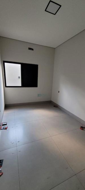 Apartamento 3 quartos 2 banheiros 175m²