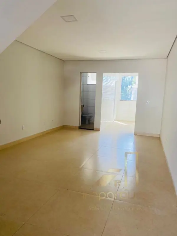 Casa 3 quartos 2 banheiros 300m²
