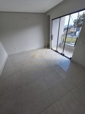 Casa 3 quartos 3 banheiros 160m²
