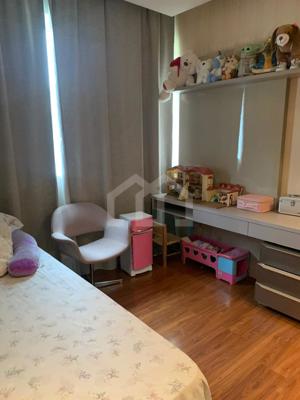 Casa em condomínio 3 quartos 5 banheiros 348m²