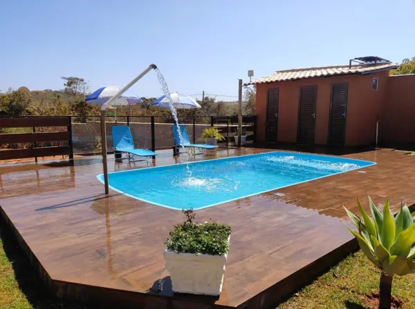 Chácara 5 quartos 3 banheiros 1740m²