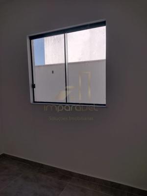 Casa 3 quartos 2 banheiros 30m²
