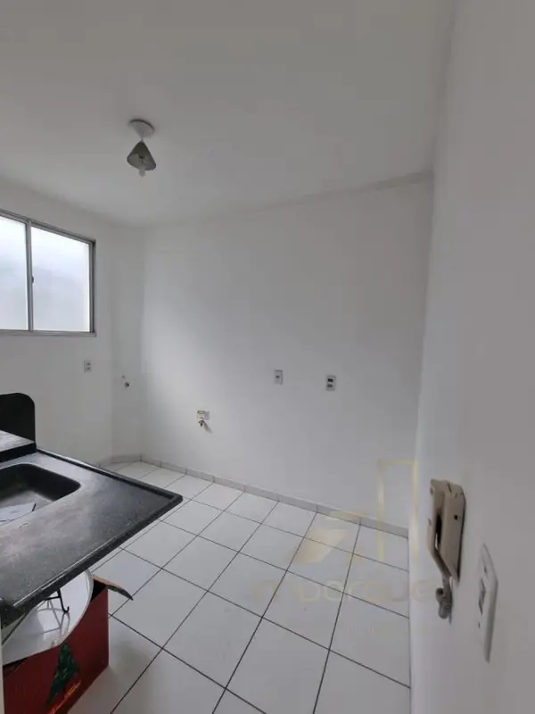 Apartamento 2 quartos 1 banheiro 