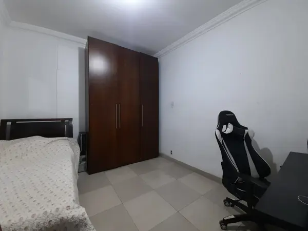 Casa 3 quartos 8 vagas 405m²