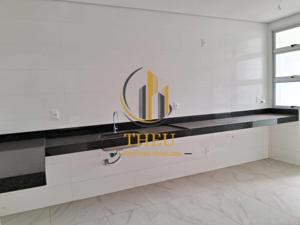 Apartamento 3 quartos 3 banheiros 308m²