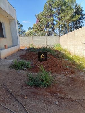 Casa 4 quartos 1 banheiro 220m²