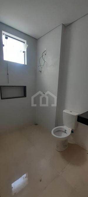 Casa em condomínio 3 quartos 2 vagas 180m²