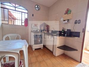 Casa 3 quartos 1 banheiro 130m²