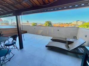 Apartamento 3 quartos 2 banheiros 189m²
