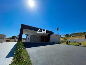 Apartamento 4 quartos 3 banheiros 1000m²