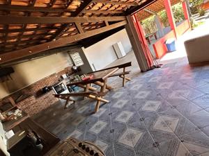 Sítio 3 quartos 240m²
