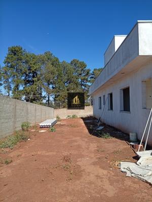 Casa 4 quartos 1 banheiro 220m²