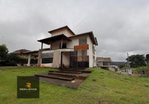 Casa em condomínio 2 quartos 4 vagas 390m²
