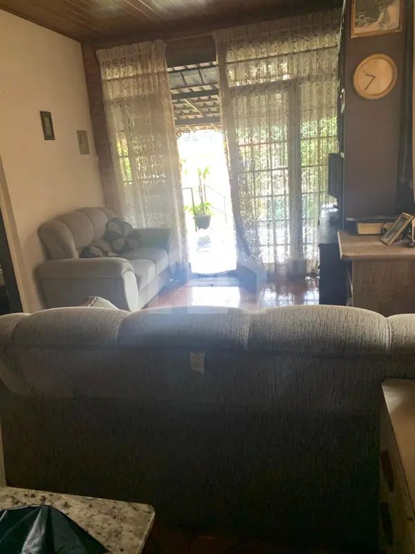 Casa Comercial 3 quartos  banheiros 97,1m²