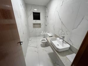 Apartamento 3 quartos 2 banheiros 341m²